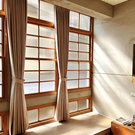 Loku. Tainan Hotel Exterior photo