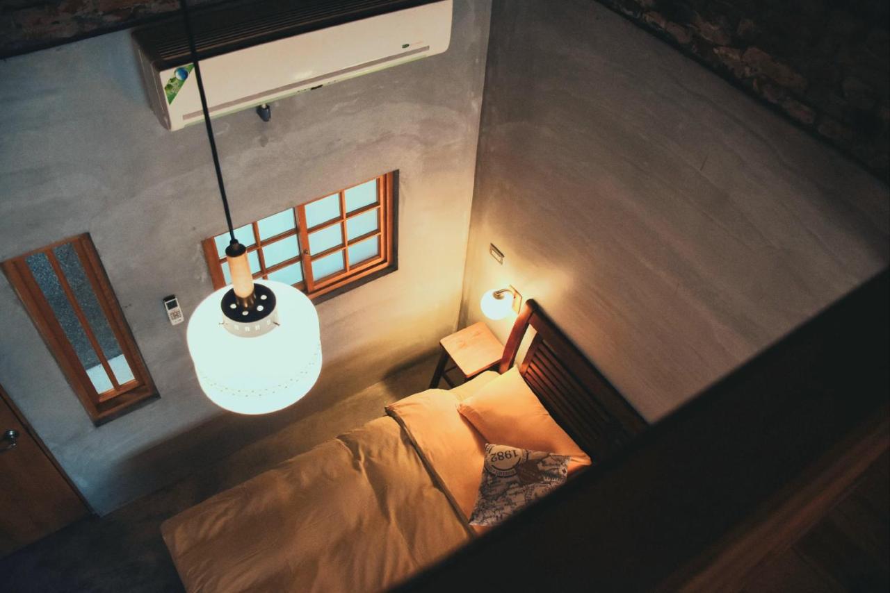 Loku. Tainan Hotel Exterior photo