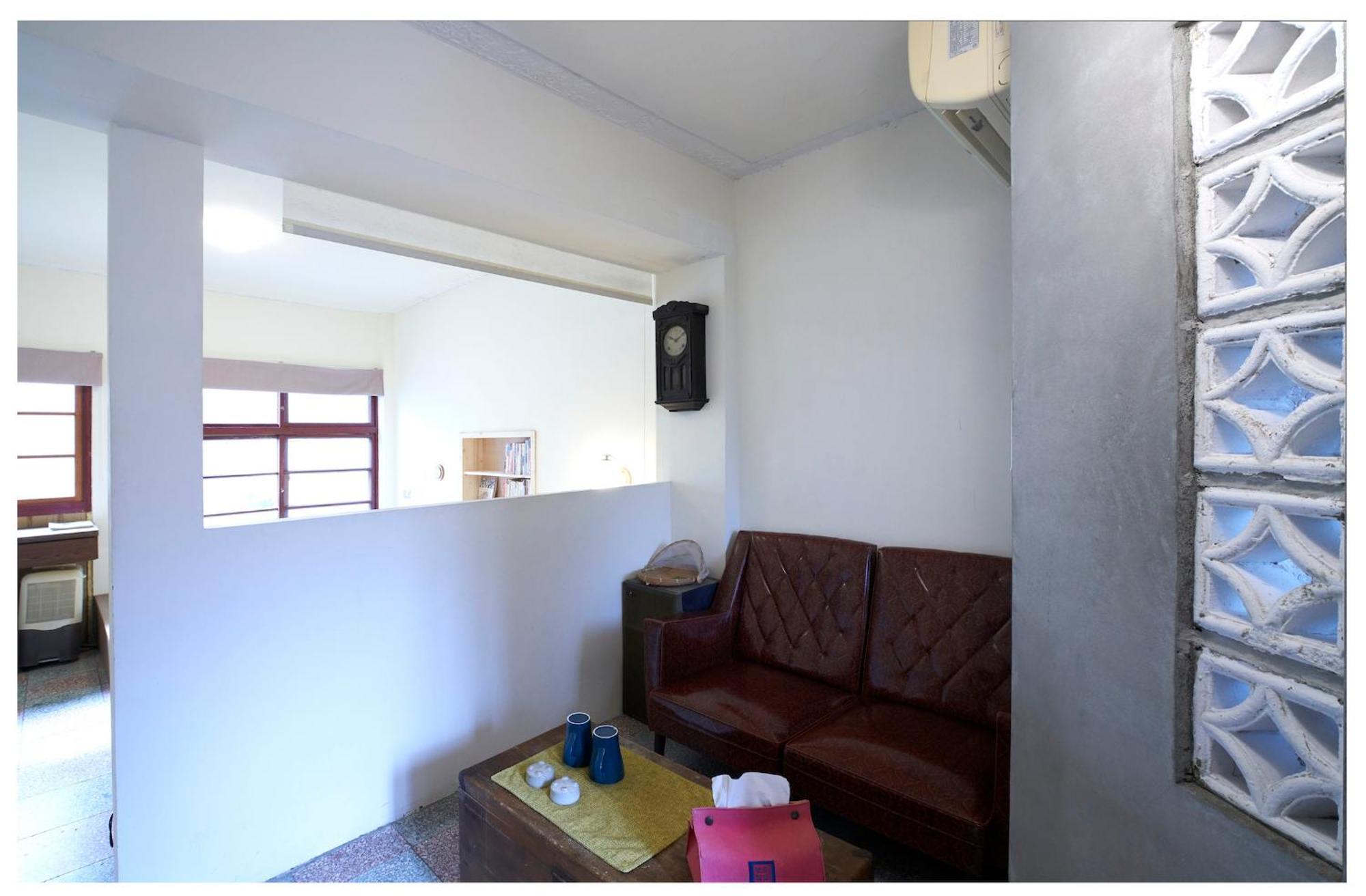 Loku. Tainan Hotel Exterior photo