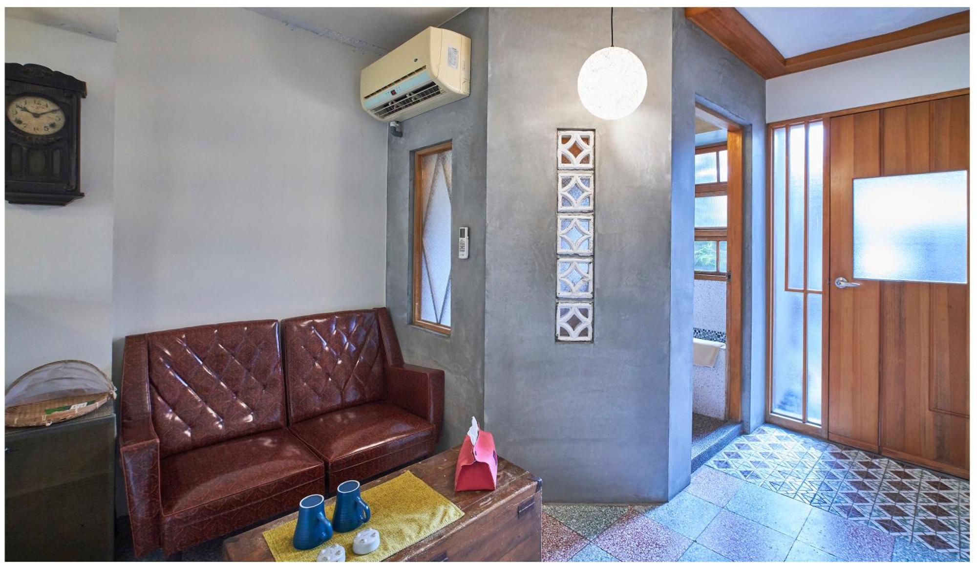 Loku. Tainan Hotel Exterior photo